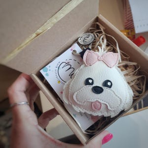 Cute Maltese Dog Keychain, Maltese Dog Keychain, Maltese Bag Charm, Maltese Dog Bag Charm, White Maltese Faux Leather Keychain