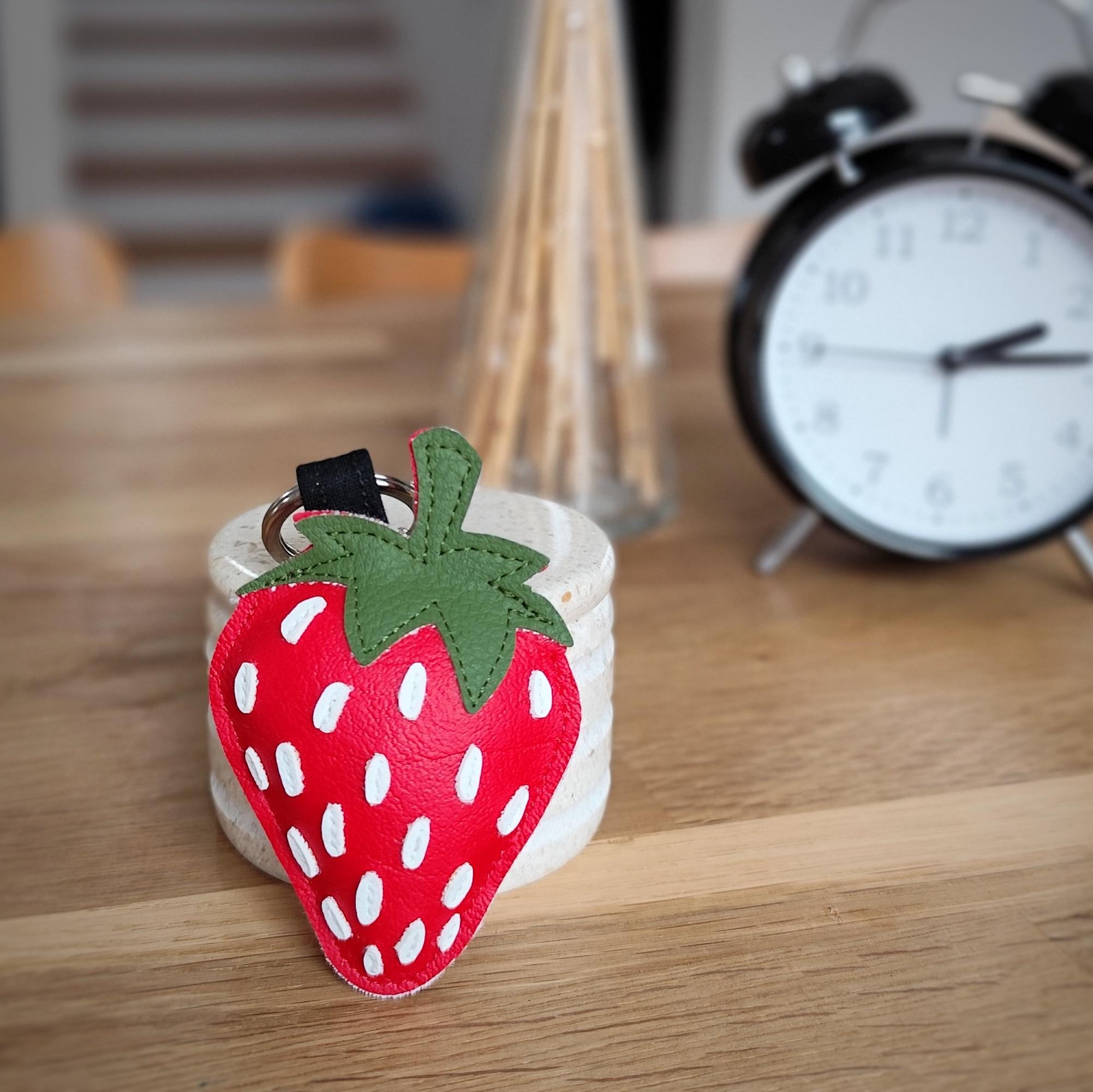 Red Strawberry Keychain, Red Strawberry Bag Charm, Red Strawberry Faux Leather Keychain, Fruit Keychain, Handmade Strawberry Keychain