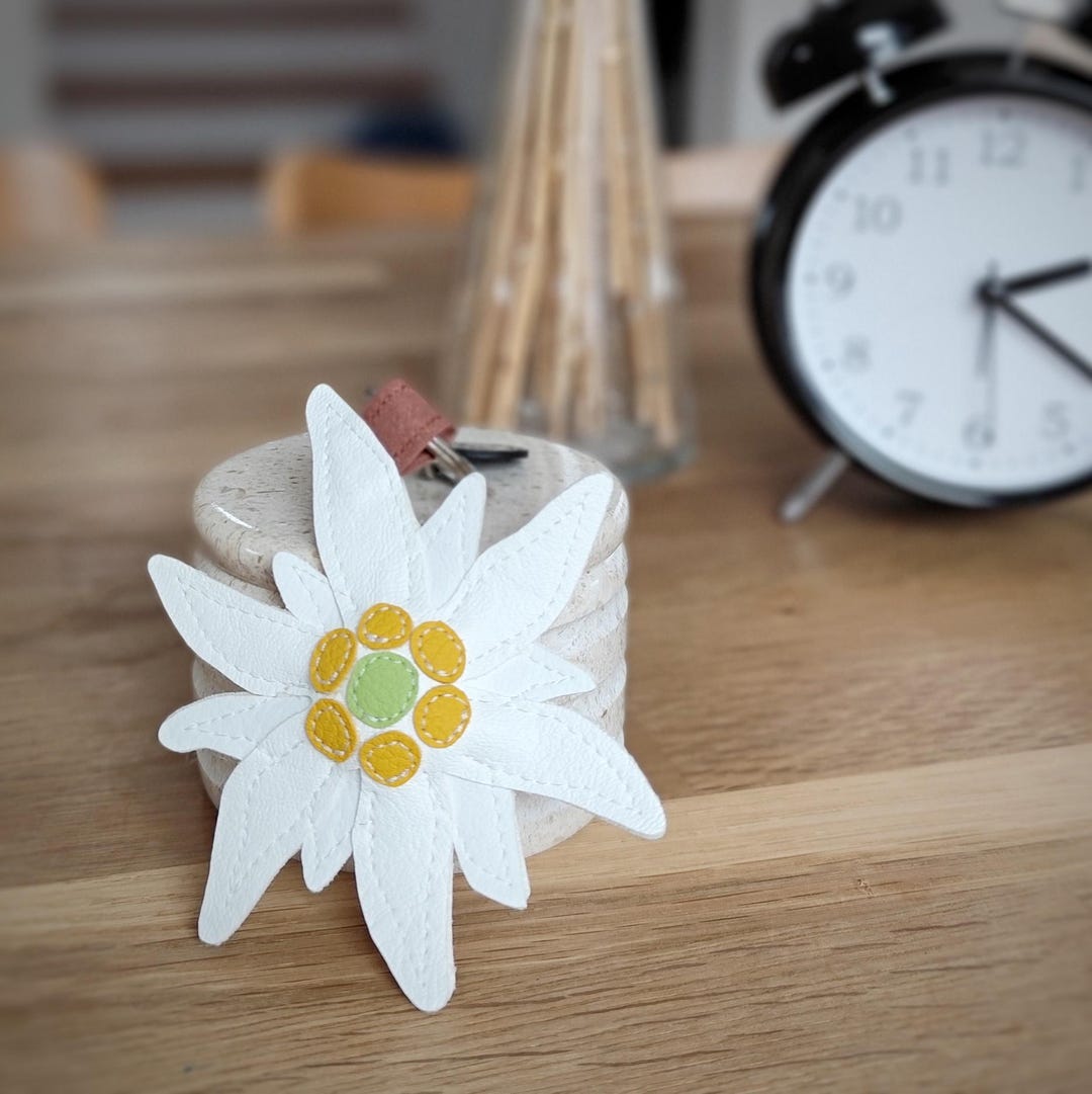 Edelweiss Keychain, Edelweiss Bag Charm, White Edelweiss Faux Leather ...