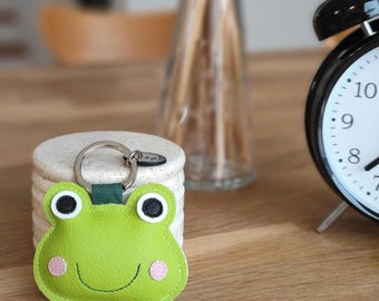 Netter Frosch-Schlüsselanhänger, Taschenanhänger, grüner Frosch-Kunstleder-Schlüsselanhänger, Tier-Schlüsselanhänger, handgemachter Frosch-Schlüsselanhänger, Geschenk für Froschliebhaber