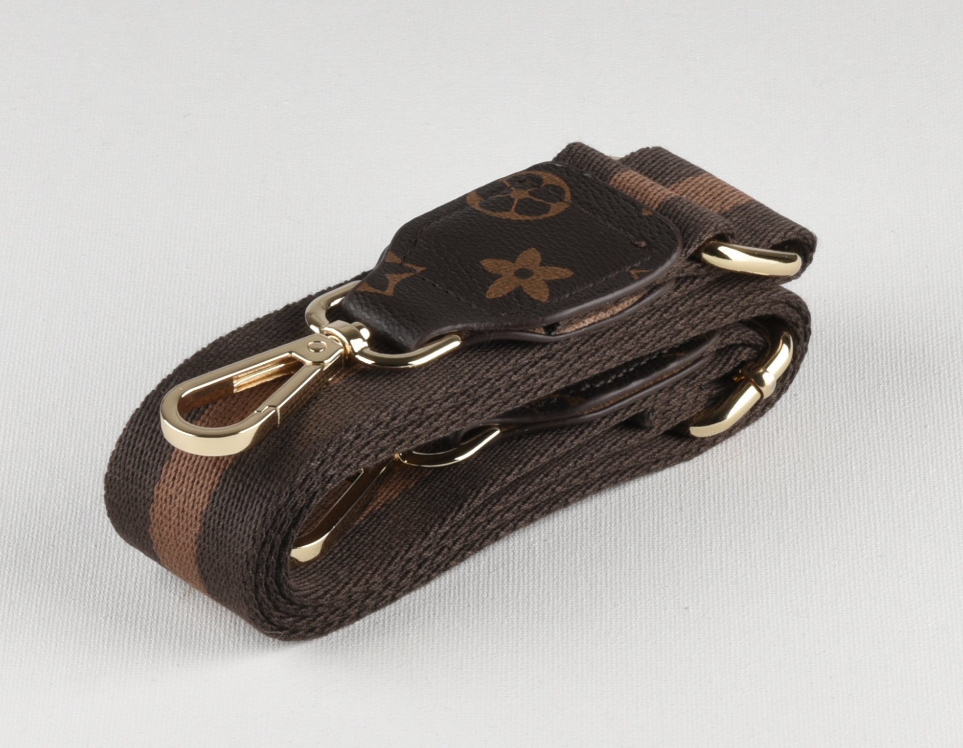 Replacement belt straps tailored to customers' Louis Vuitton LV buckles –  AQUILA®