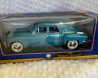 Franklin Mint 1/24 Scale 1948 Tucker Torpedo - Precision