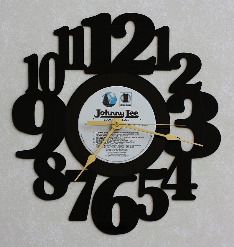 Smokey RobinsonThe Righteous BrothersTOM JONESJames IngramJohnny LeeLittle Richard ~ Recycled LP Vinyl RecordAlbum Wall Clock S-11