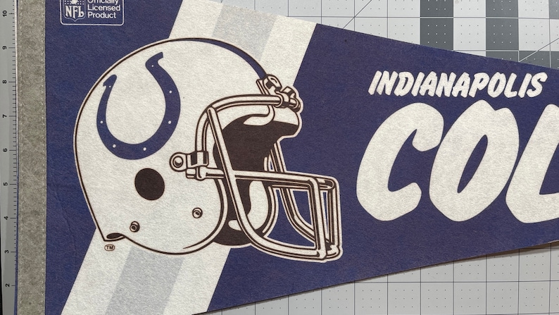 Gift Indianapolis Colts Pendant Flag Vintage Pennant Childhood Memory Souvenir