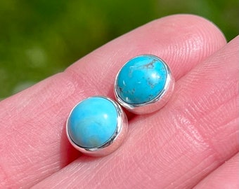 Hubei Turquoise and Sterling Silver Stud Earrings - 10 mm