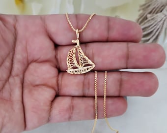 Saree Ananya Pandey Name Locket Gold Sailboat Necklace, Minimalist