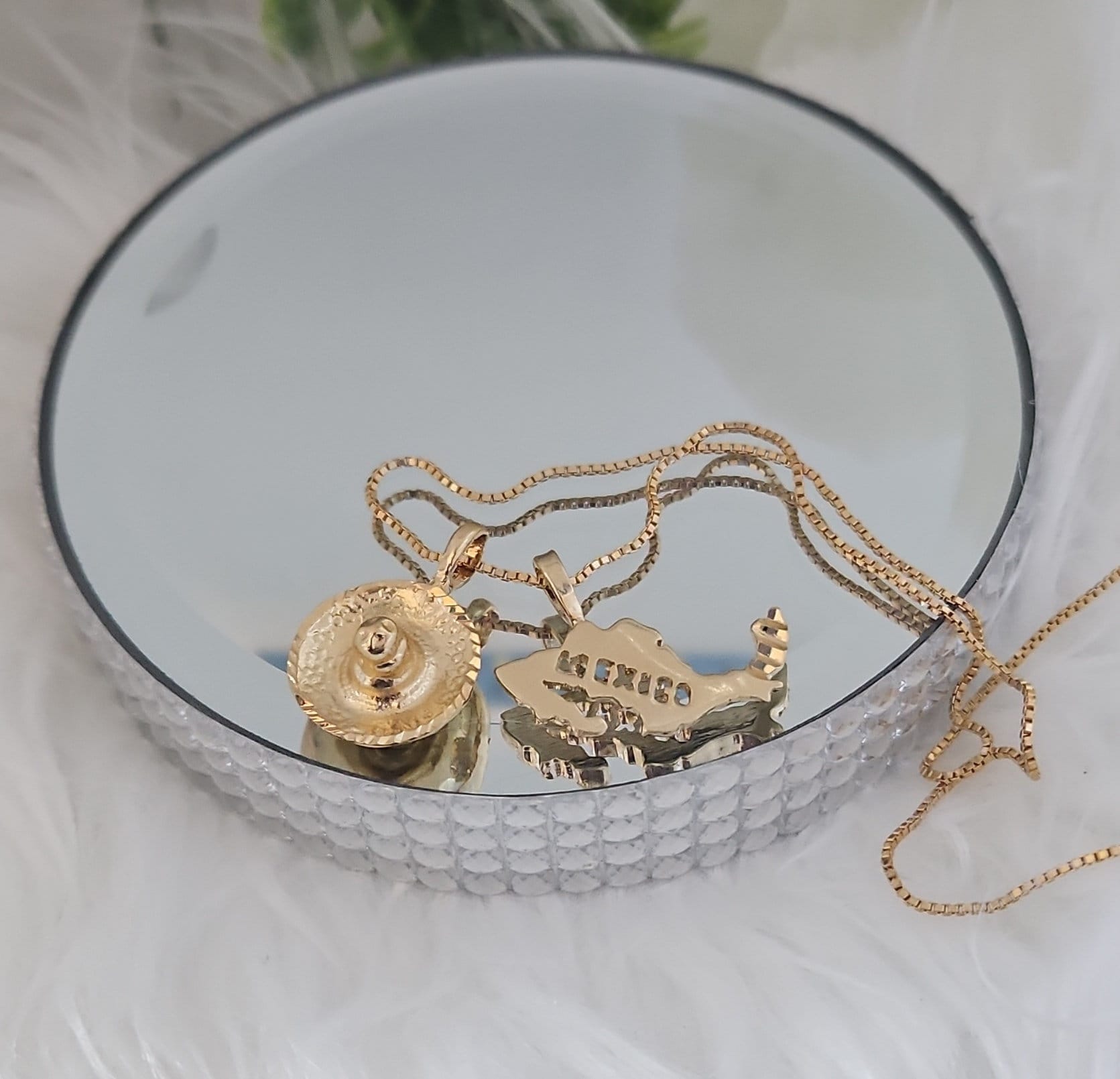 ゴールドメキシコネックレス：ソンブレロ＆マップペンダント、14K 