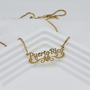 Collar de oro de Puerto Rico, collar de PR con diseño de corazón para mujer, chapado en oro grueso de 14 k, cadena estilo caja de 1,5 mm, resistente al agua y al deslustre
