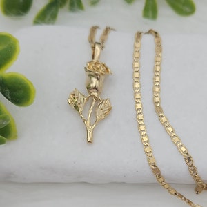 14k Gold Plated Rose Necklace: 2.5mm Mariner Chain