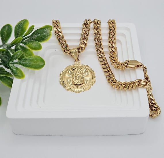ゴールド グアダルーペ ネックレス：14K メッキ 聖母マリア ペンダント 