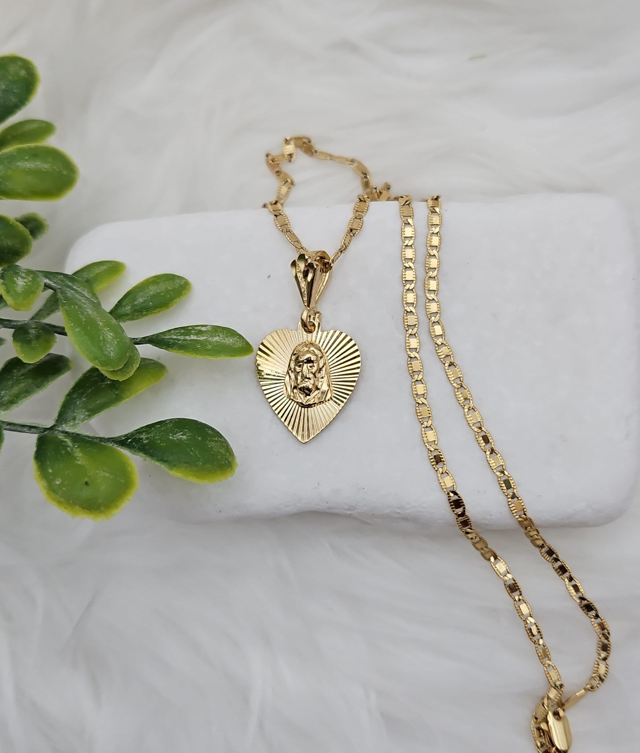 氷室京介/Personal Jesus Heart pendant/K18 氷室京介/Personal Jesus Heart pendant/K18 - メルカリ