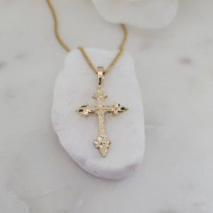 Small Gold Cross Necklace, Diamond Cut Cross Pendant, 1mm Curb Chain ...