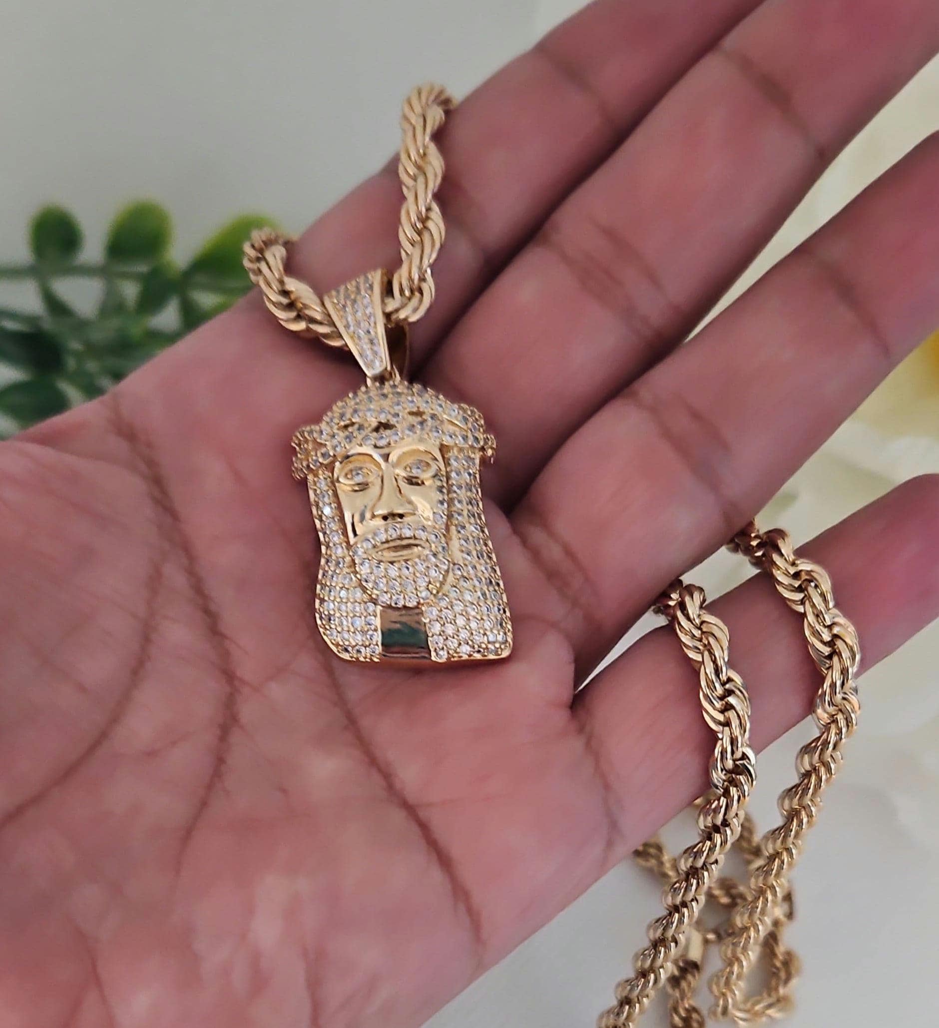 Collana con ciondolo a forma di semi di senape in oro rosa 10 carati