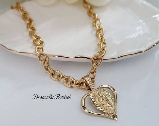 Gold Guadalupe Necklace, Chunky Oval Rolo Style Chain, Heart Shaped Guadalupe Pendant, Stylish Necklace for Women