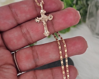 14k tungt guldpläterat krucifixhalsband: 2 mm rullkedja