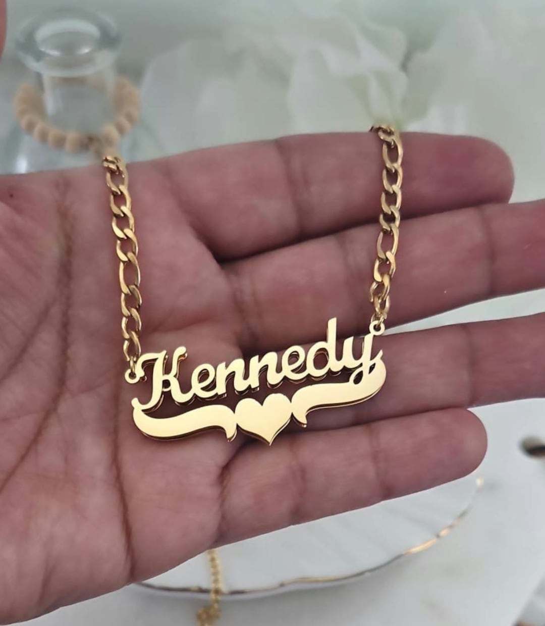 Collar con placa de nombre personalizada: cadena Figaro de oro de 14k,  resistente a la decoloración México