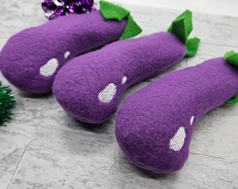 Refillable Cat Toy - Eggplant Delight- Vegetable Eggplant Catnip Toy