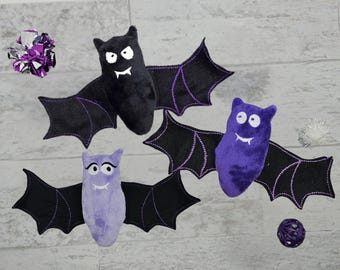 Catty Batty: Refillable Minky Bat Toy with Whimsical Flair