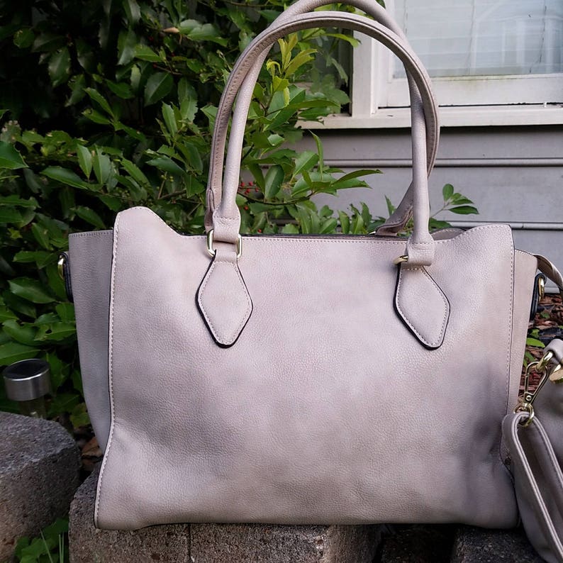 The Kelly Monogram 2pc purse in beige Personalized handbags