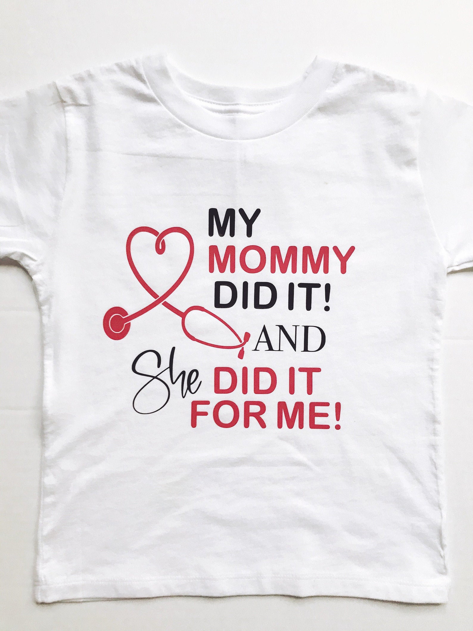 My moms does me. Poem for mother's day. Mummy mummy i love you. My mom my queen. Tim and mommy book на русском.