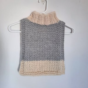 The London Pullover Vest (neck warmer/chunky knit/winter wear) loom knitting pattern