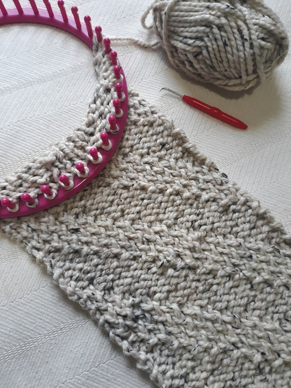 Sideways Striped Scarf chunky Thick Warm Oversized Knit Scarf/winter  Accessory/cowl Loom Knitting Pattern -  Sweden