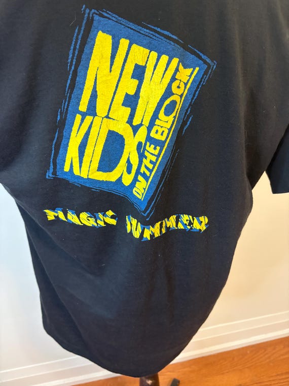 Vintage 1980s NKOTB Band T-Shirt: Royal First Cla… - image 5