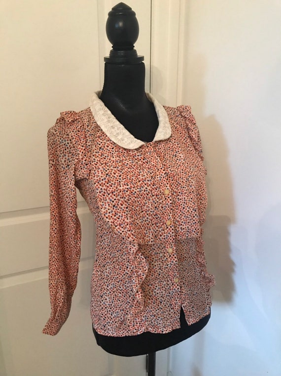 VTG ALFIE PARIS Blouse with Lace collar