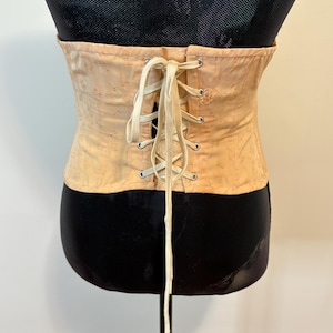 Vintage 1950s Peach Waist Cincher Corset – Extra Small – Hourglass Shaping Girdle – Retro Pin-Up Lingerie