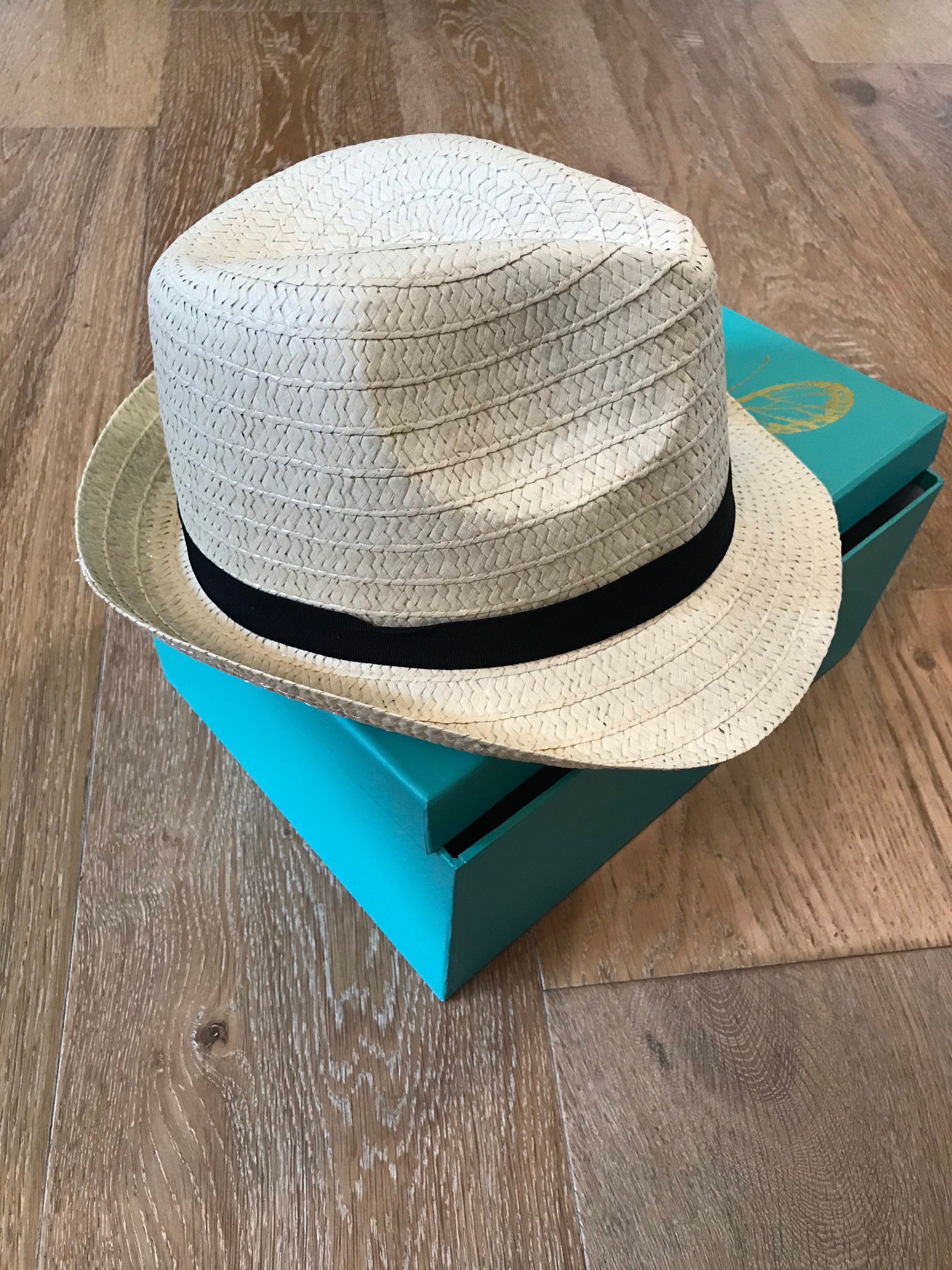 Cabilock Hat Storage Box Panama Hats for Men Vintage Hat Oversized Cowboy  Hat Portable Hat Box Hat C…See more Cabilock Hat Storage Box Panama Hats  for