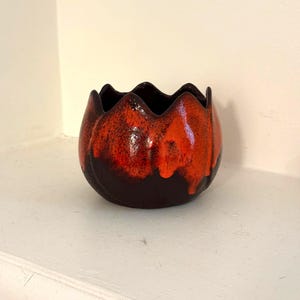 Vintage Canadian Mountain Pottery Bowl: Handcrafted Orange & Brown Stoneware