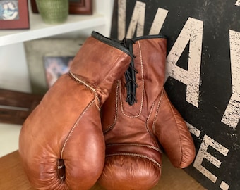 Boxing Gloves - Brown Leather Vintage Style Boxing Gloves