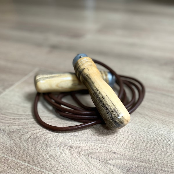 Leather Skipping Rope with wooden handles / jump rope/ vintage sports / fitness / retro sports / home gym / home workout / valentine gift