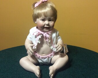 ashton drake cute as a button value