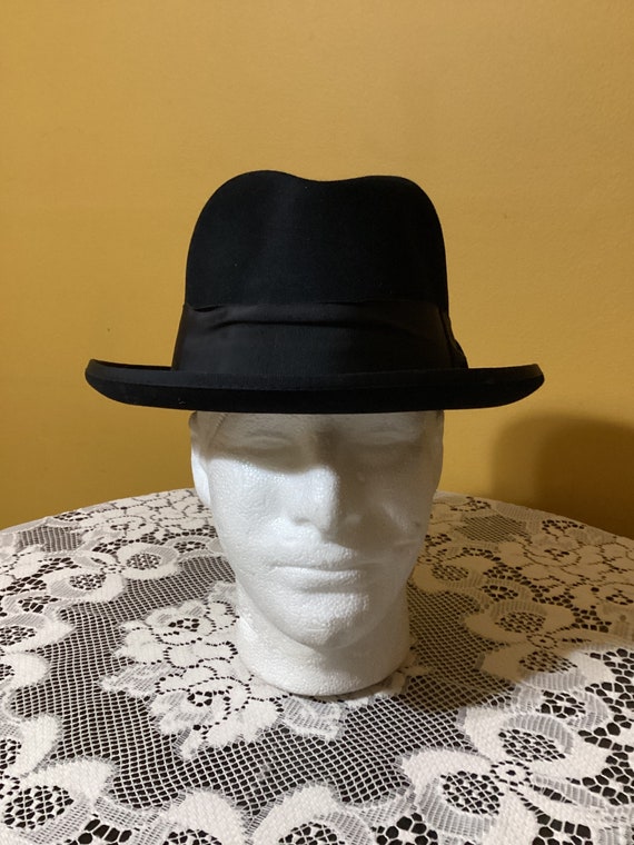 Vintage mens dobbs hat   Gem