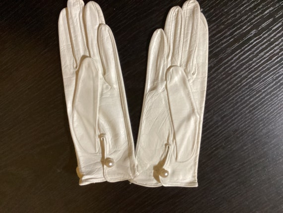 Vintage Lady Gay Washable Leather Gloves size 6 1… - image 1