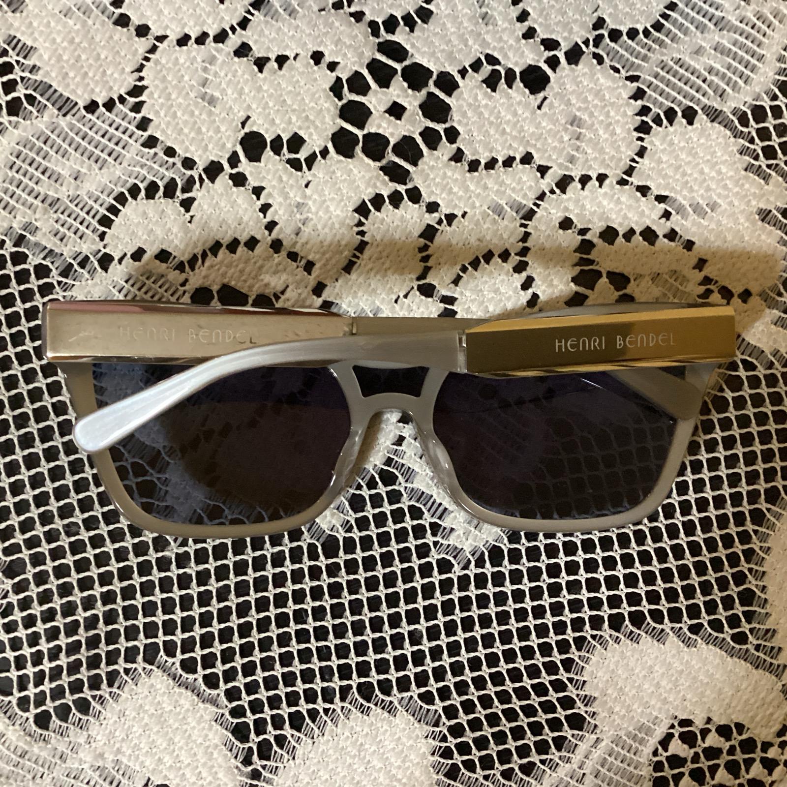 Henri Bendel Sunglasses Henri Bendel Sunglasses for Women | The RealReal main image 3