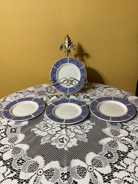 Lot of 4 Majesticware Bread Plates by Sakura Designed by Sue