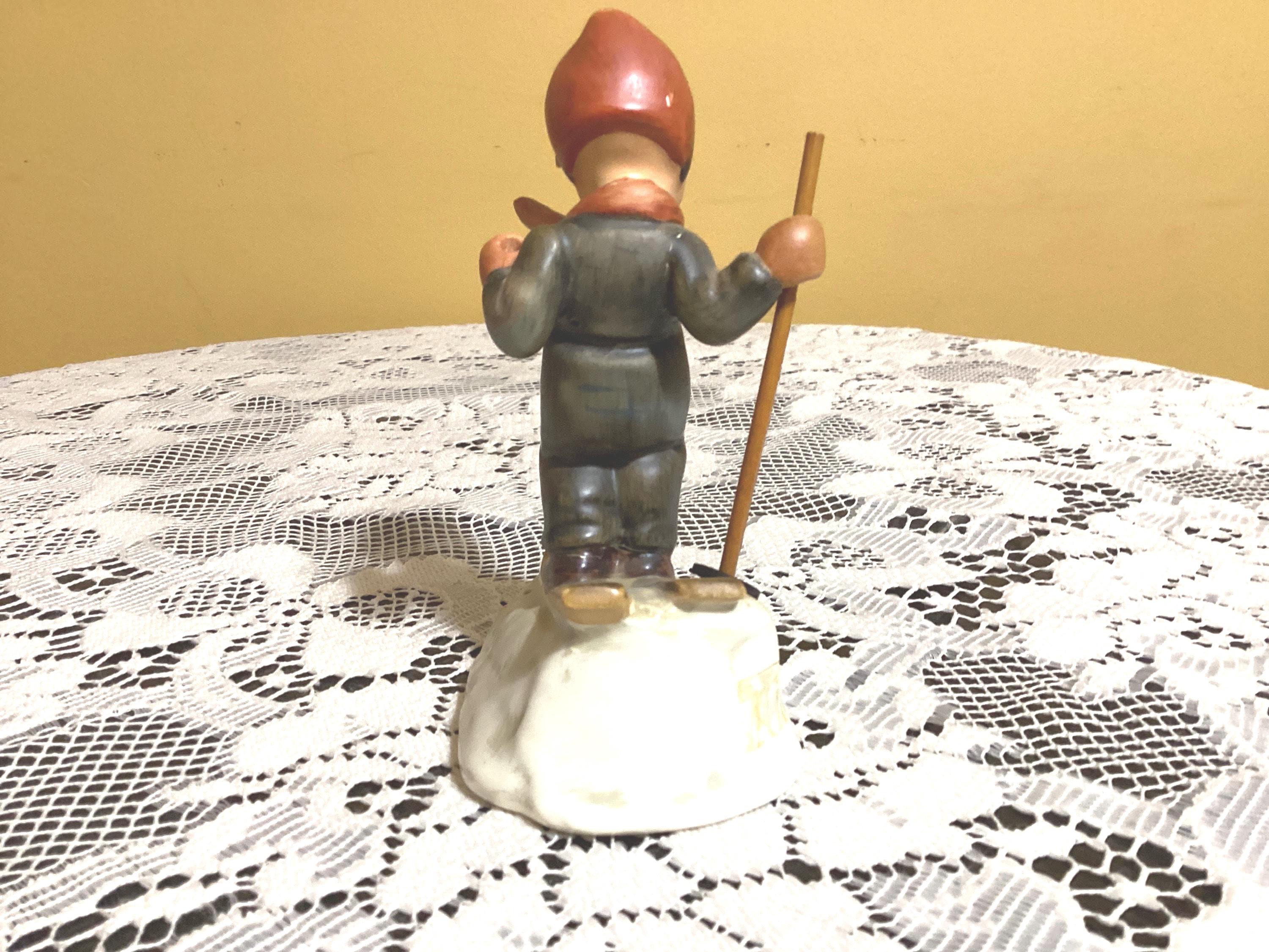 ヴィンテージ ゲーベル フンメル スキーヤー フィギュア #59 ドイツ製