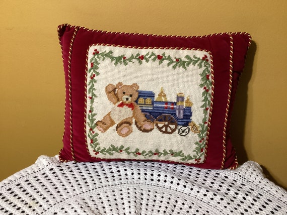 C&F ENTERPRISES クッション ハンドメイド ベア 【公式通販】