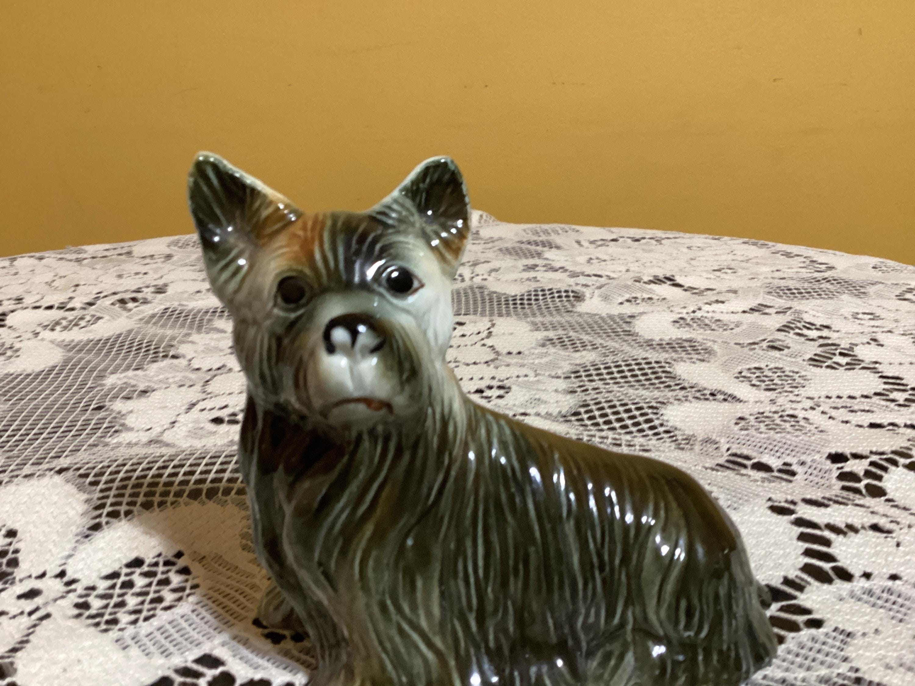 ヴィンテージ磁器ヨークシャーテリア犬の置物 4インチ - Etsy 日本