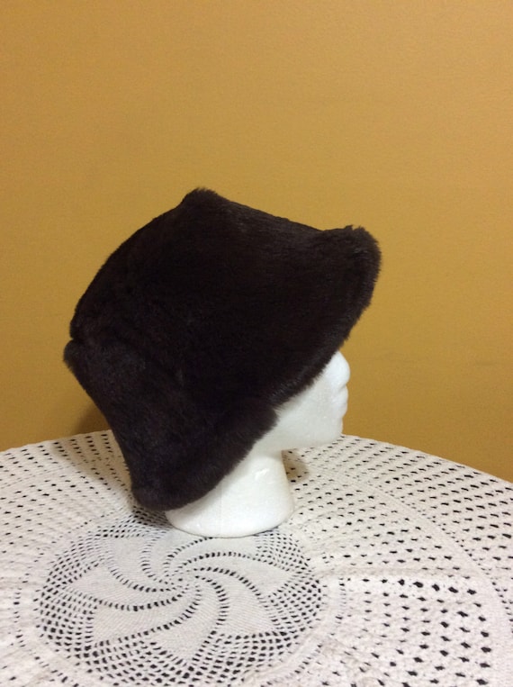 Vintage Ladies Lord and Taylor Rabbit Fur Hat Made