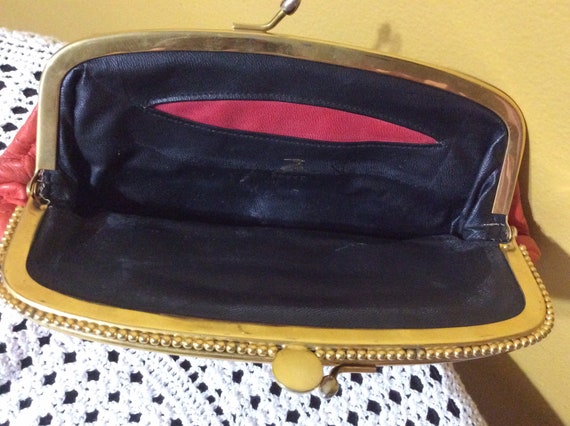 Vintage Koret Leather Kisslock Purse Made In Italy - image 4