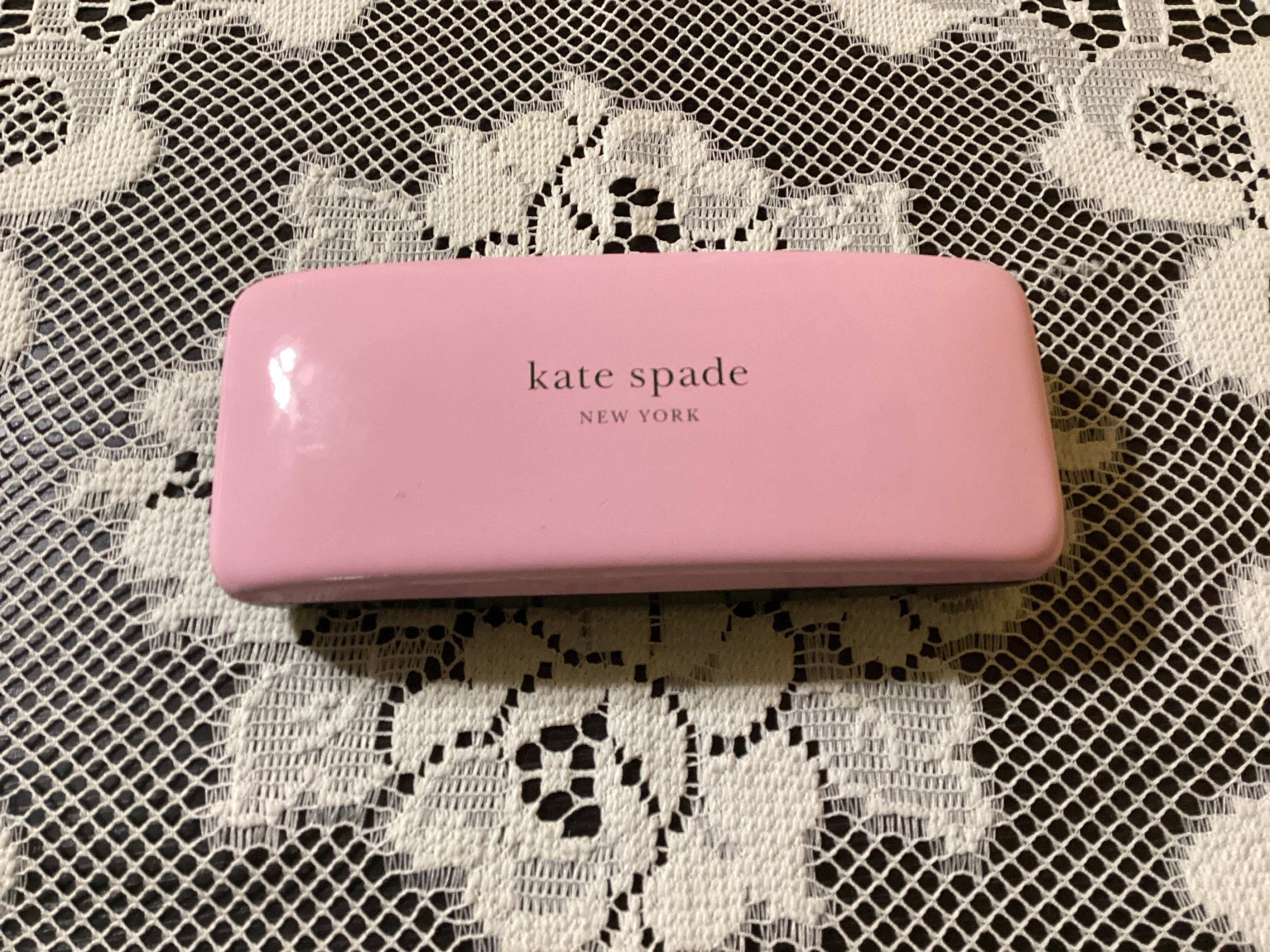 Kate Spade New York Sunglass Case -  Hong Kong