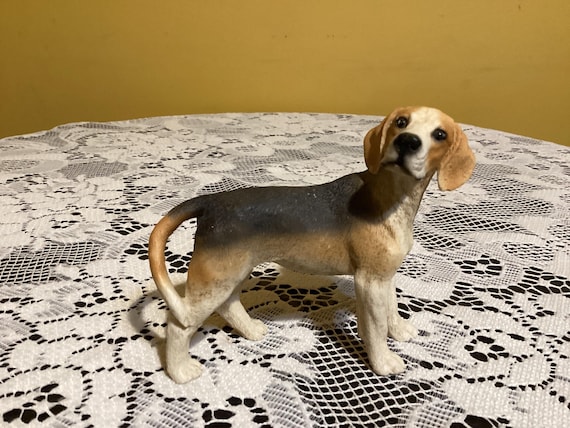 アンティーク　木製　犬の置物　イタリア製 イタリア製ヴィンテージ カスターニャ アイリッシュ ビーグル犬置物