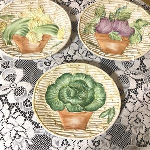 Vintage Vietri Vegetable Majolica Plates: Hand-painted Italian 