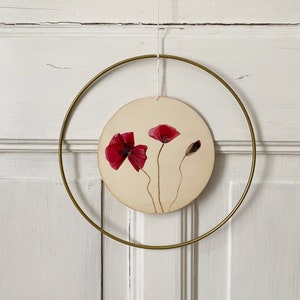 Poppy mobile made of wood and golden metal ring / kitchen decoration