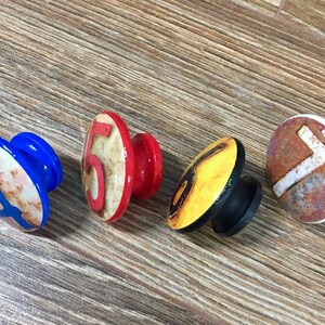 SET OF SIX, 1.5 inch vintage numbers,cabinet knobs,drawer pulls,multicolored,vintage knobs,colorful knobs, image 4