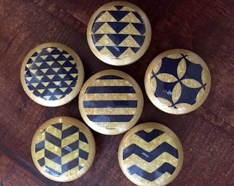 SET OF SIX, 1.5",cabinet knobs,drawer pulls,black and gold knobs,geometric knobs,chevron,black,modern knobs,kitchen knobs,glamorous kitchen