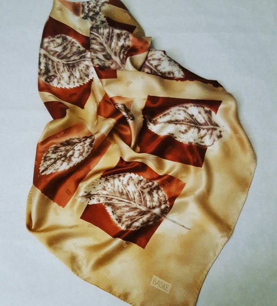 Foulard Carré Vintage BASILE - 100% Soie Italie - Motif Géométrique Astro - Occasion
